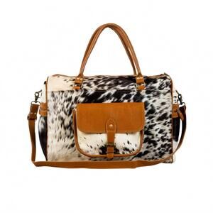 NEW MYRA BAGS women's minerva traveler bag in multi